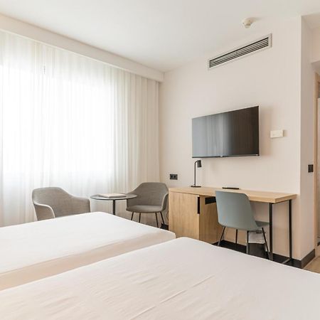 Hotel Blanca De Navarra Pamplona Exteriör bild