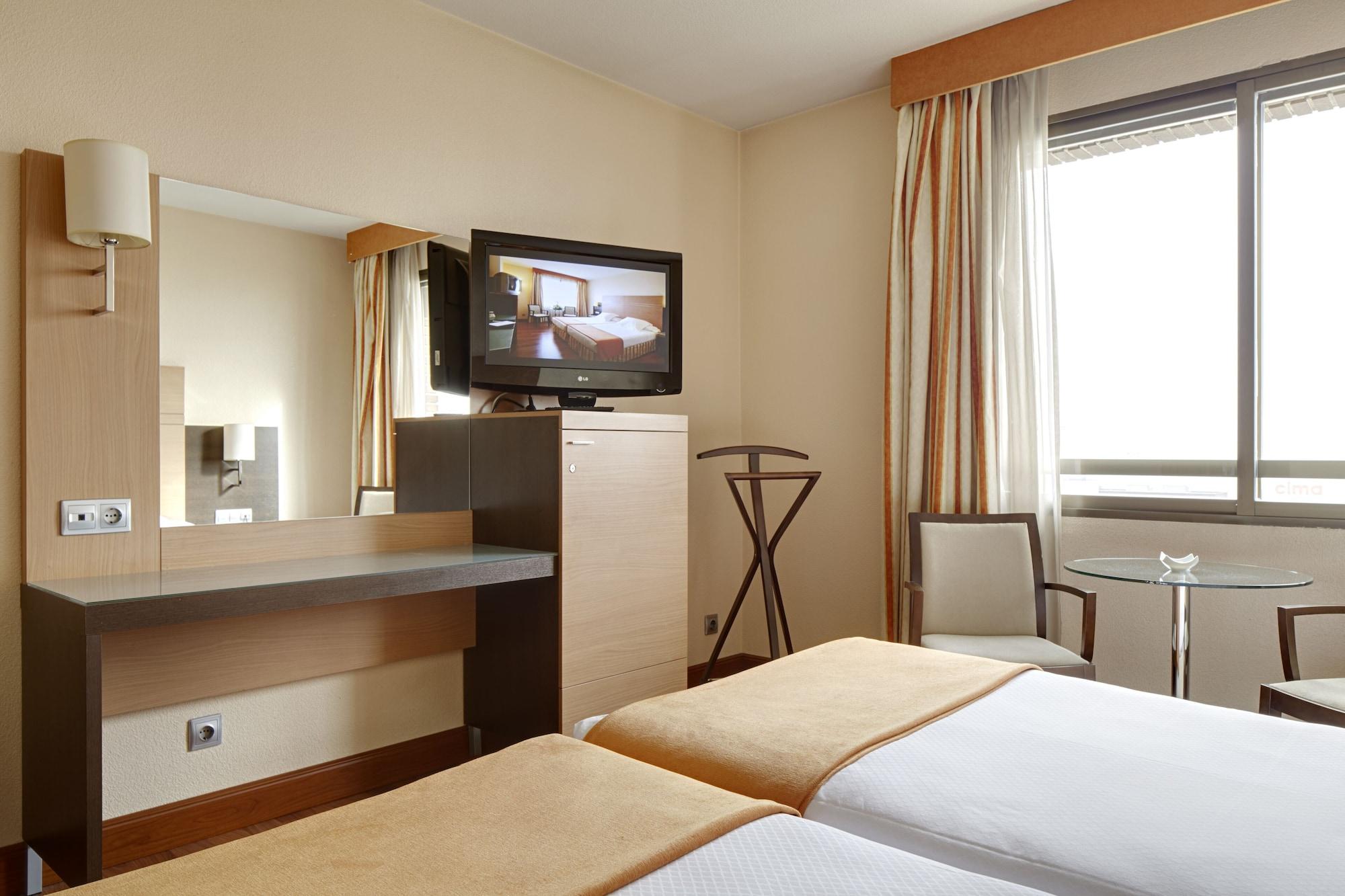Hotel Blanca De Navarra Pamplona Exteriör bild