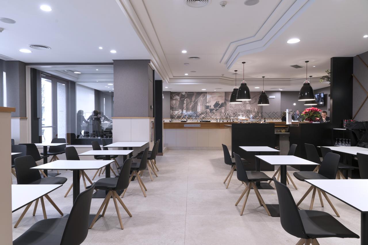 Hotel Blanca De Navarra Pamplona Exteriör bild